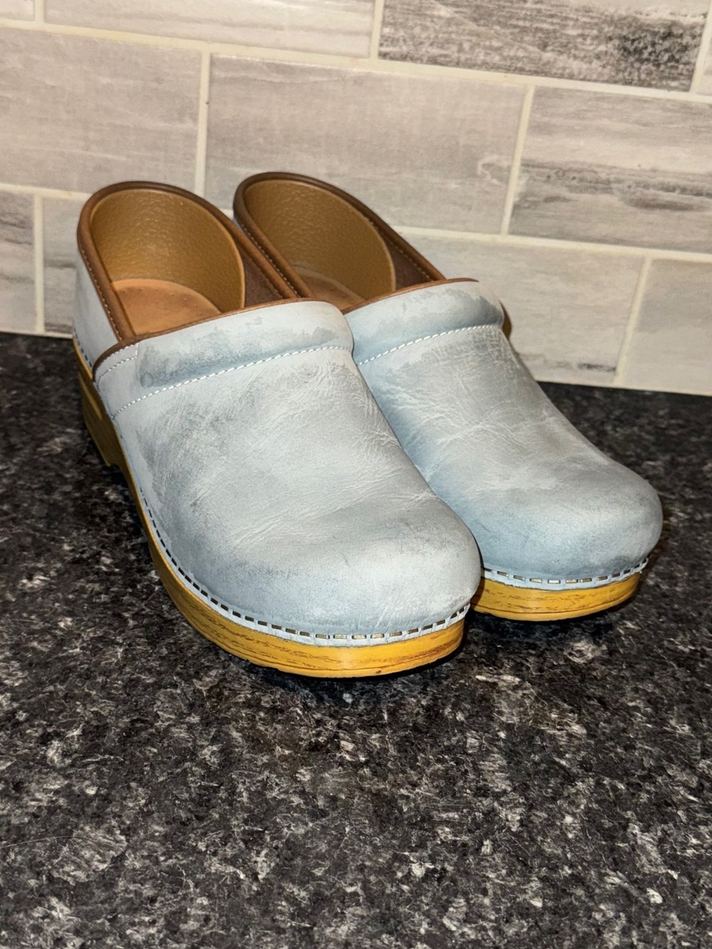Dansko Professional Blue Milled Nubuck Clogs Size 39